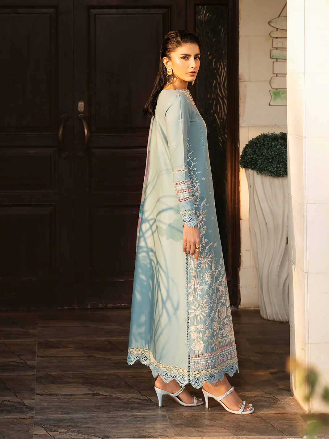 316 - B | 3 PC Lawn Stitched - Image 3